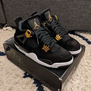 Air Jordan 4 Royalty (Size 8)